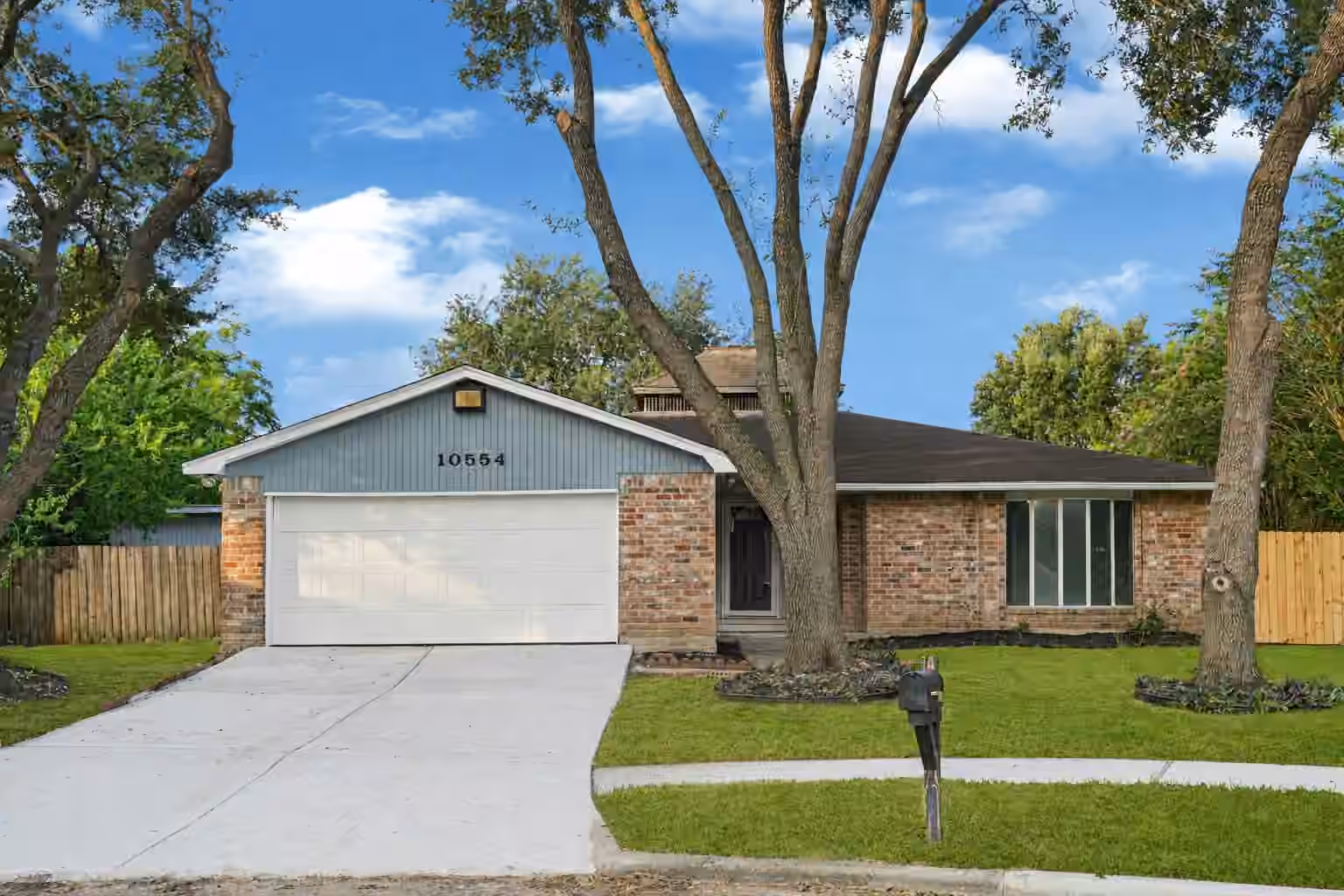 Photo of 10554 Quail Ridge Lane, Sugar Land, TX 77498