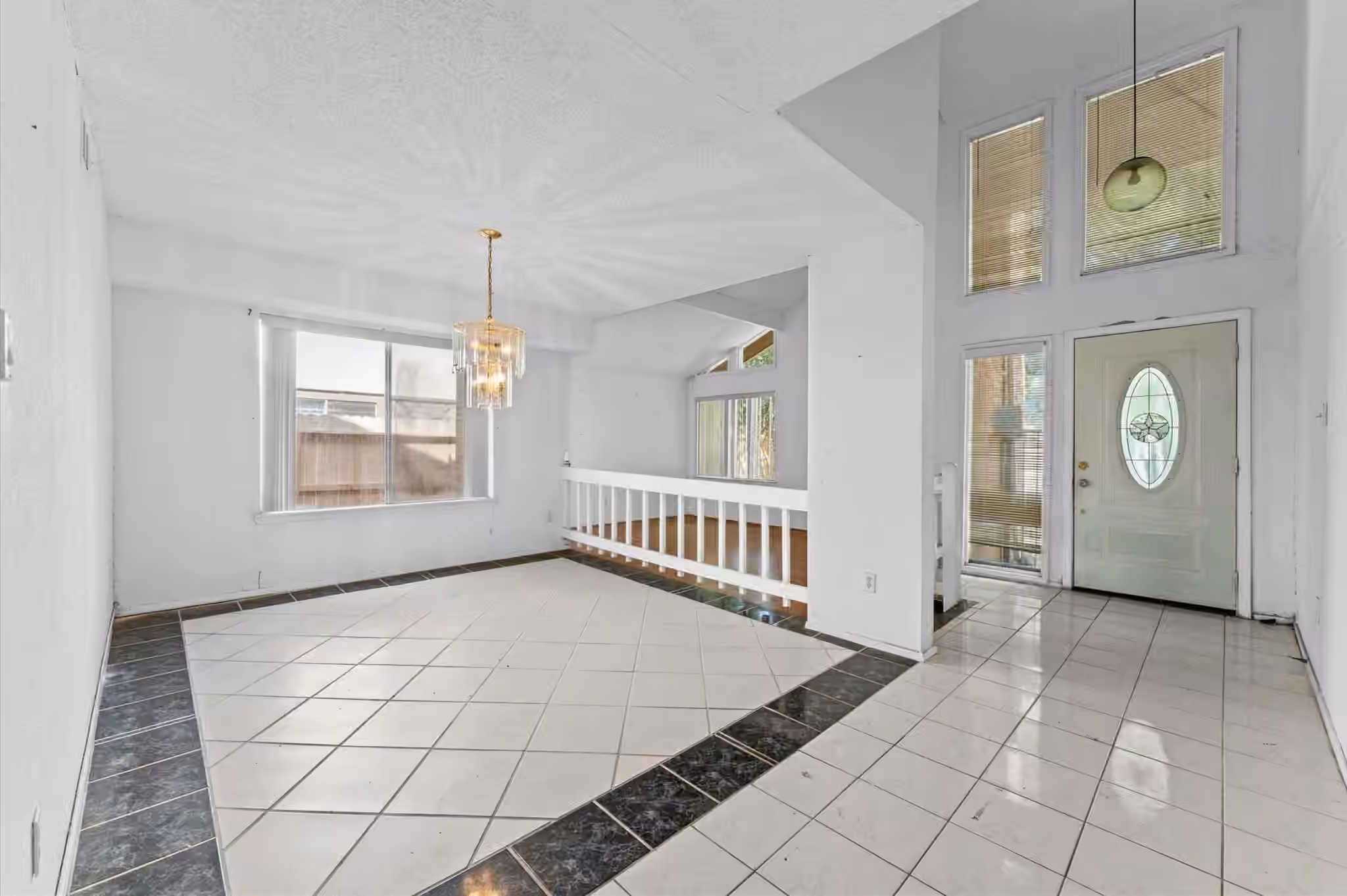 Photo 5 of 7607 Secretariat Lane, Houston, TX