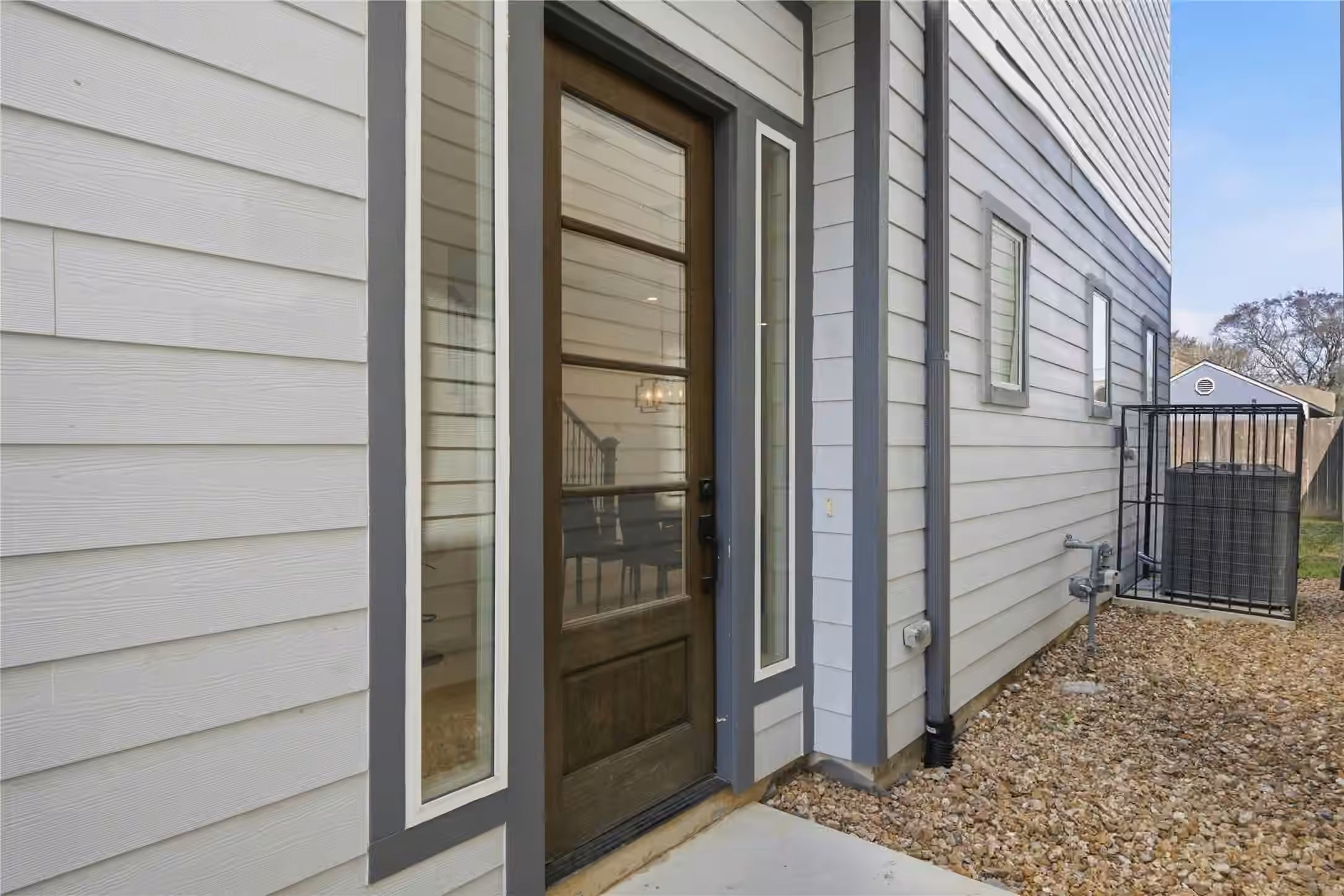 Photo 4 of 4515 Teton Street, Houston, TX