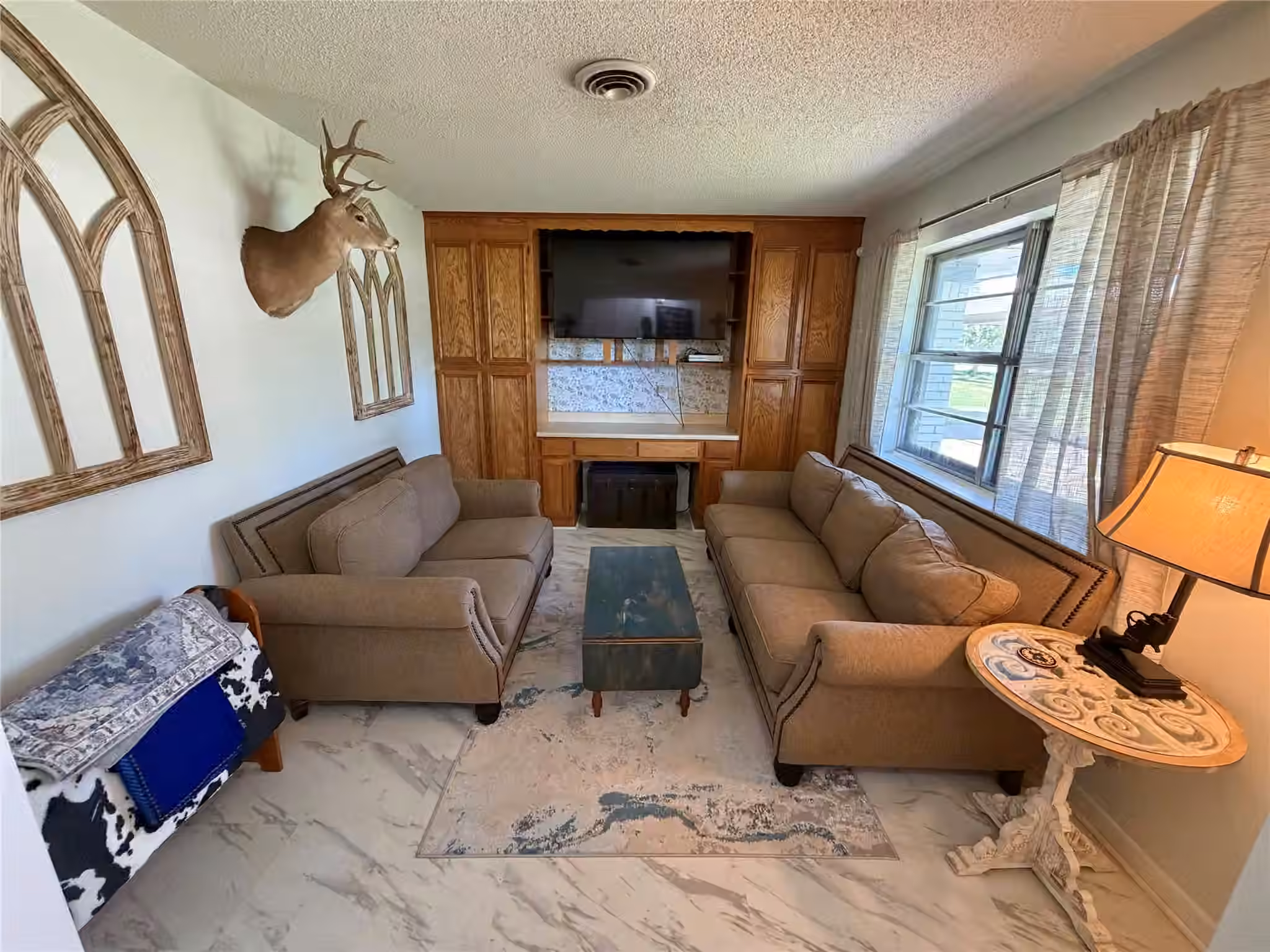Photo 4 of 1710 North Road, Lake Jackson, TX