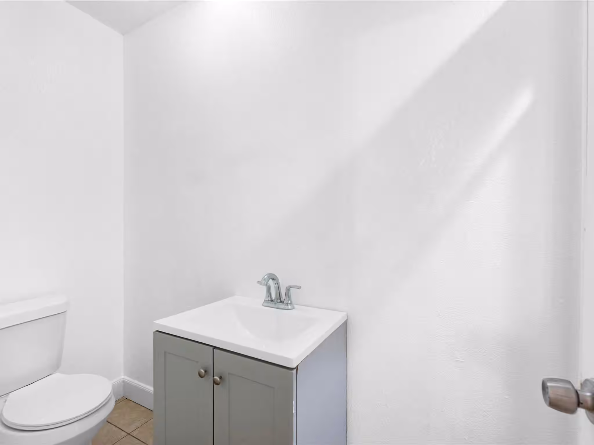 Photo 5 of 838 Rosewick Street, Houston, TX