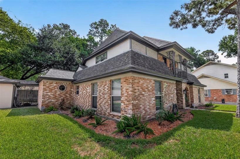 Photo 6 of 5414 Crown Colony, Houston, TX