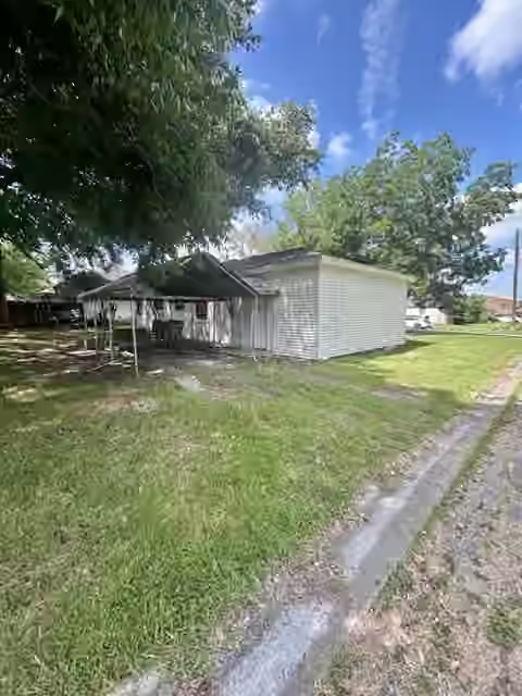 Photo 5 of 1110 Jarrett Street, Liberty, TX