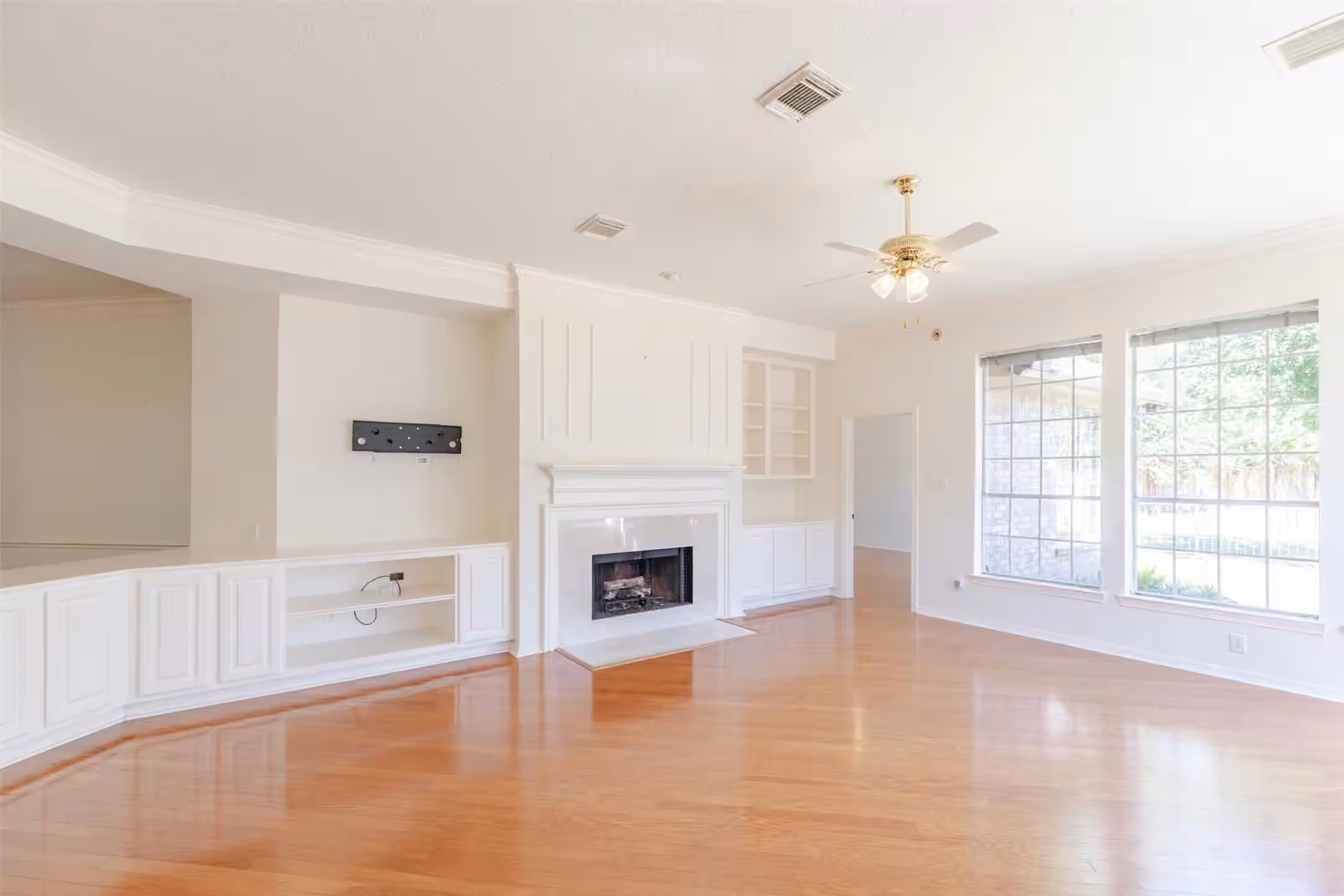 Photo 5 of 2434 Fairway Pointe Drive, League City, TX