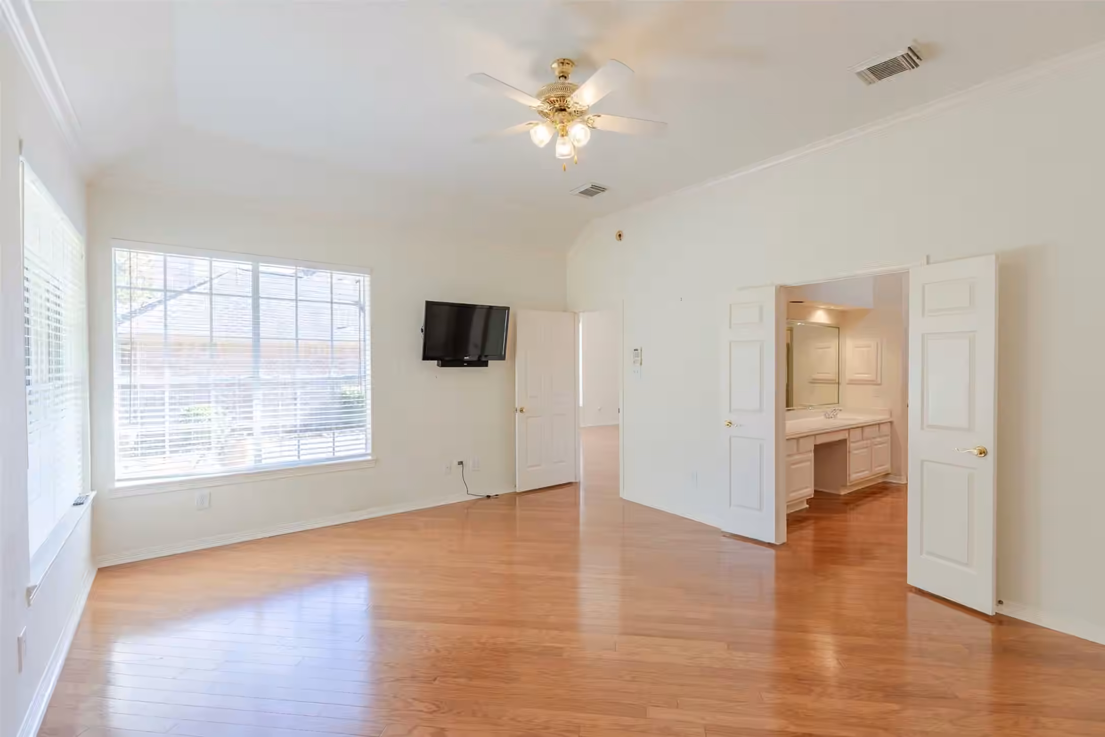 Photo 7 of 2434 Fairway Pointe Drive, League City, TX