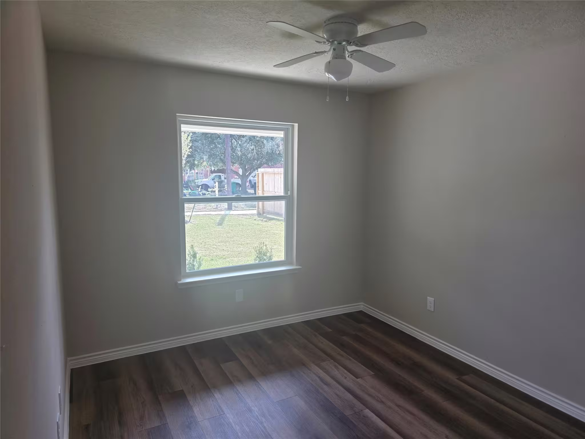Photo 7 of 9831 Pelsey Street, Houston, TX