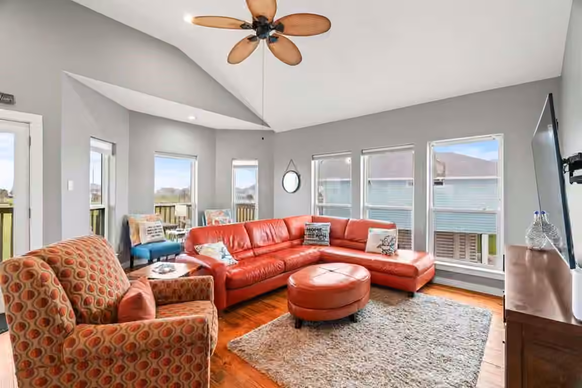 Photo 3 of 18607 Warrior Road, Galveston, TX