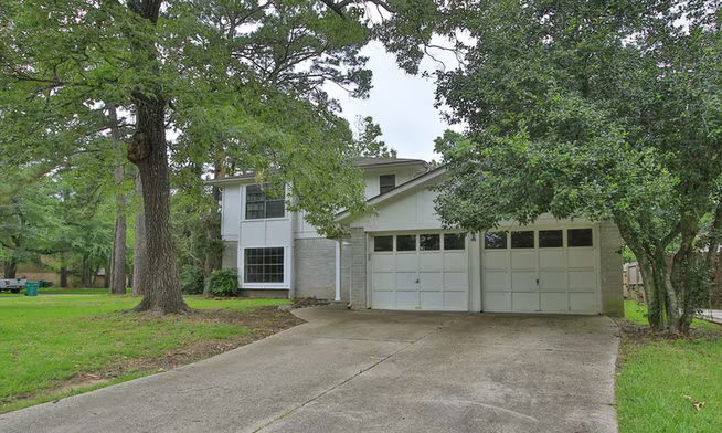 Photo of 1 Greeningdon Street, The Woodlands, TX