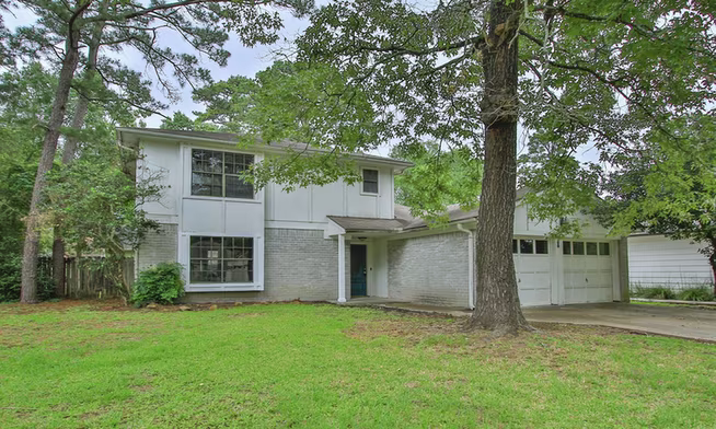 Photo 2 of 1 Greeningdon Street, The Woodlands, TX