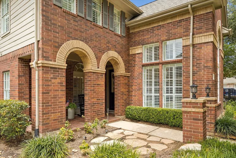 Photo 7 of 1310 Tracewood Cove, Houston, TX