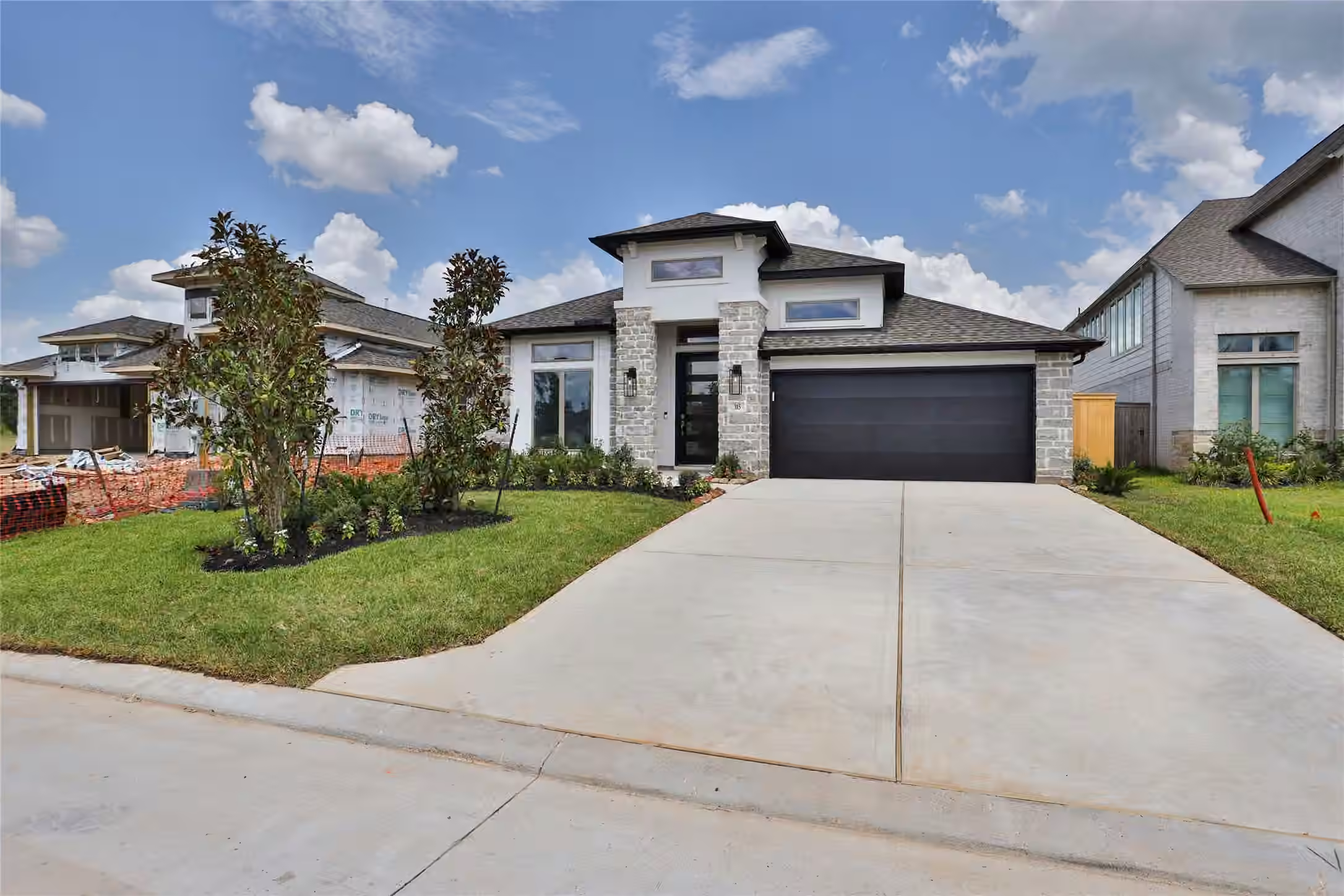 Photo 2 of 315 Texoma Plains Drive, Conroe, TX
