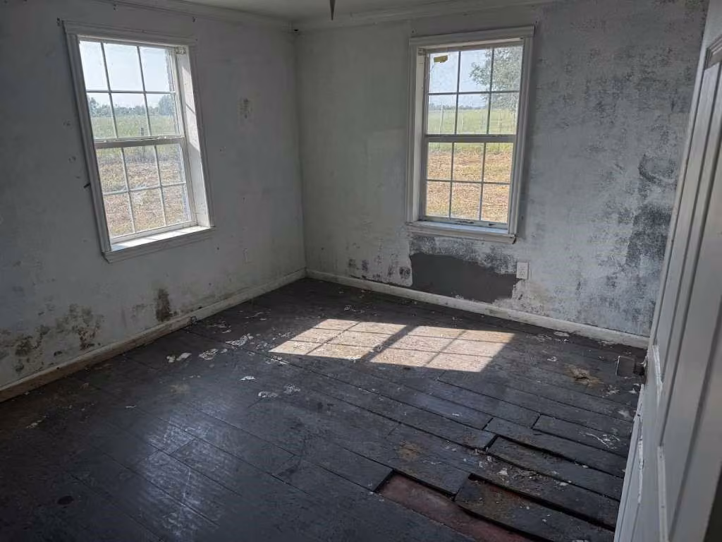 Photo 4 of 20202 Highway 36, Guy, TX