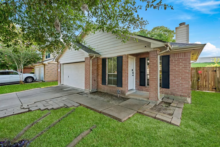 Photo 4 of 15506 Appleridge Drive, Houston, TX