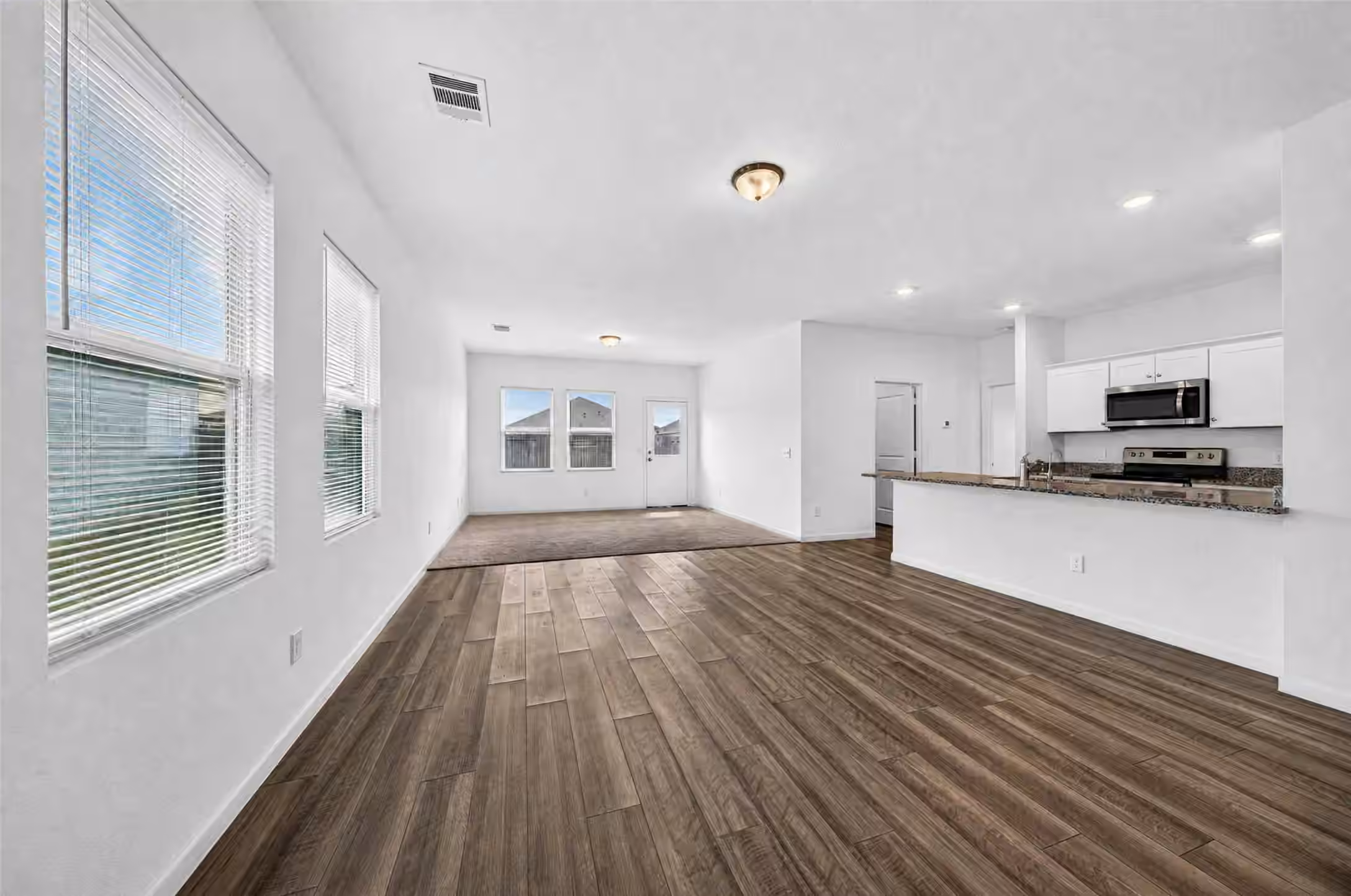Photo 7 of 980 Blue Beech Lane, Brookshire, TX