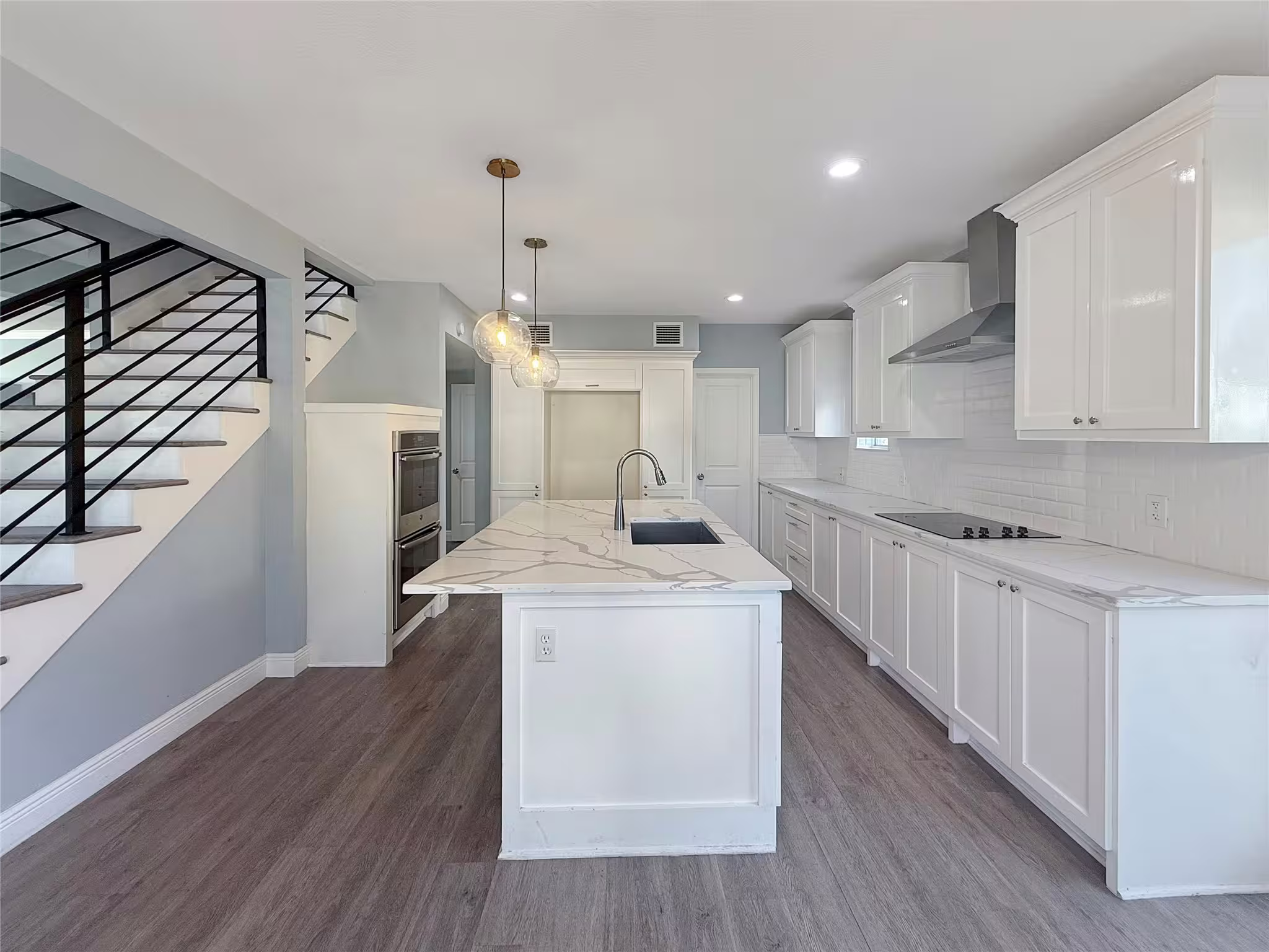 Photo 5 of 3352 Ozark Street, Houston, TX