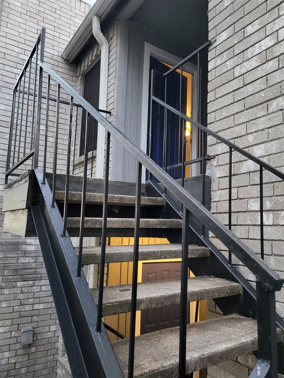 Photo 2 of 9700 Leawood Boulevard 306, Houston, TX