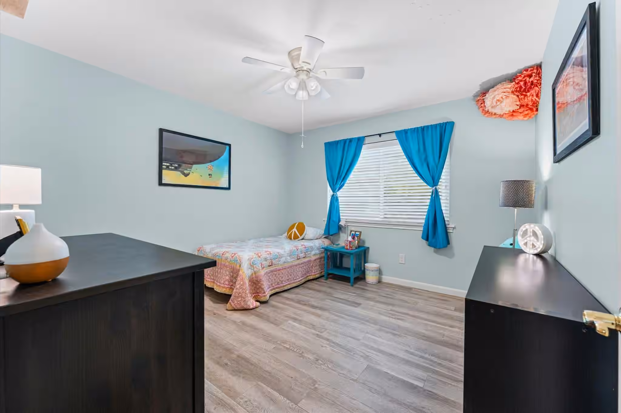 Photo 7 of 3030 Broadmoor Drive, Sugar Land, TX