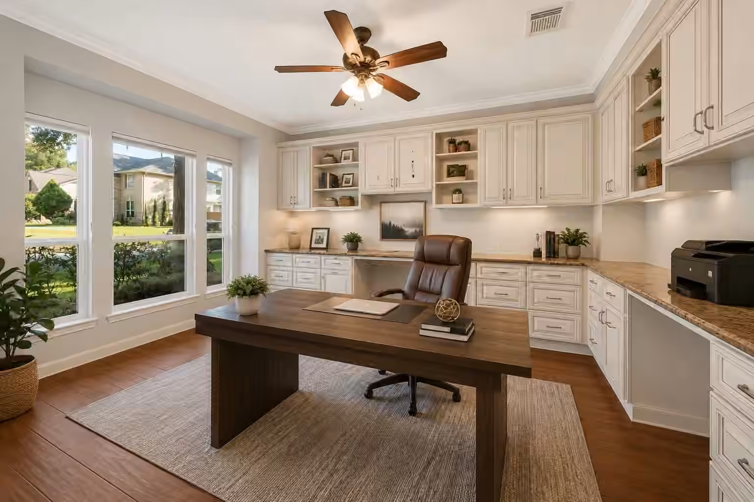 Photo 6 of 2915 Silverberry Trail, Kingwood, TX