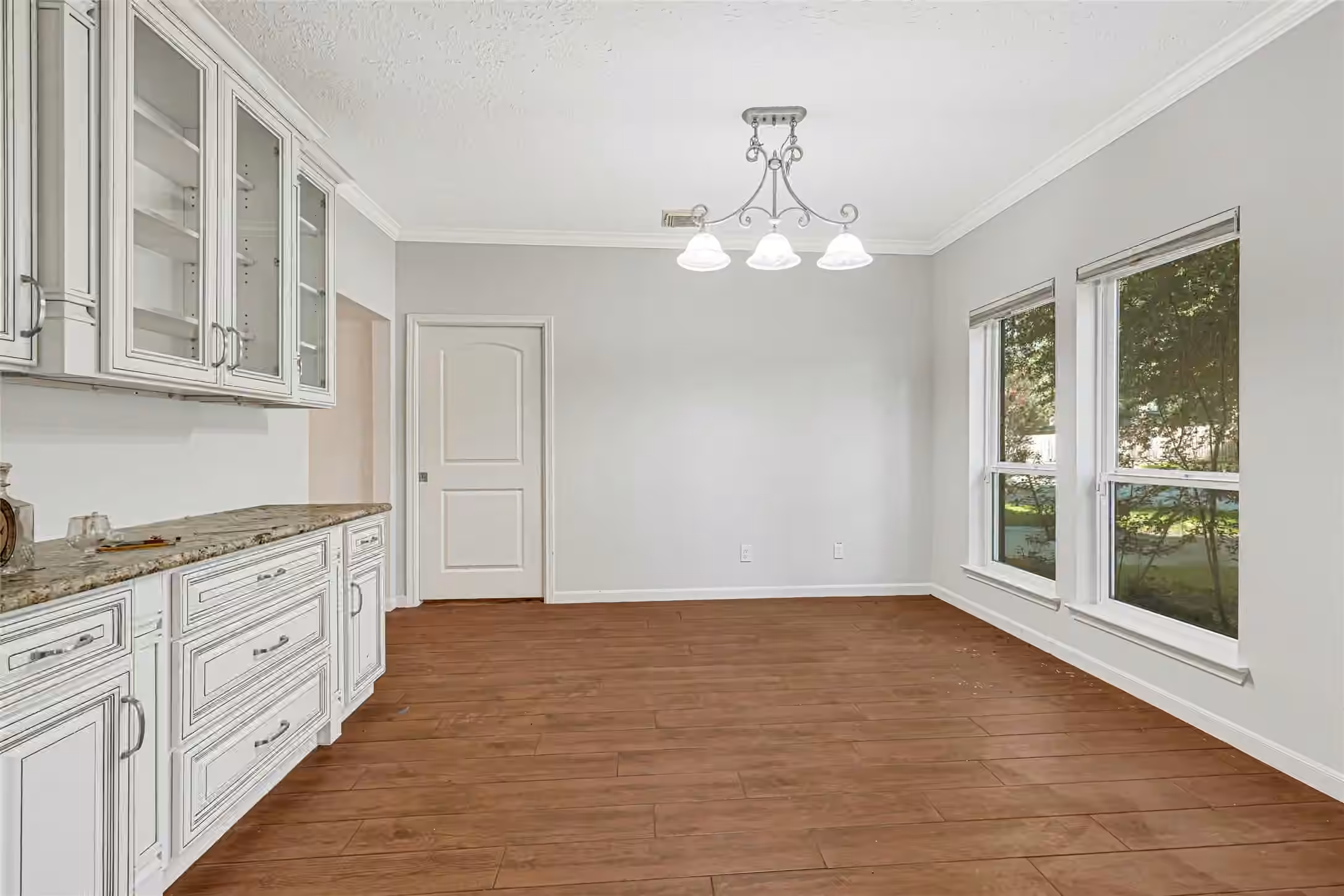 Photo 7 of 2915 Silverberry Trail, Kingwood, TX