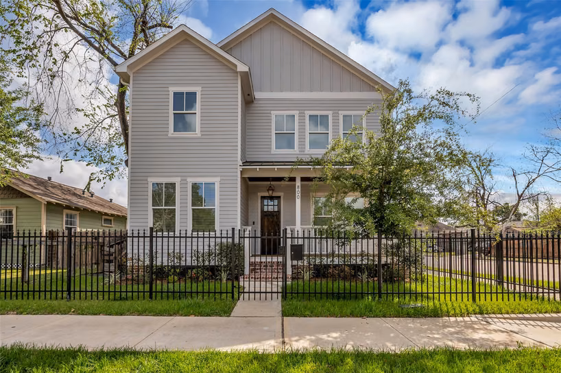 Photo of 800 Walton Street, Houston, TX