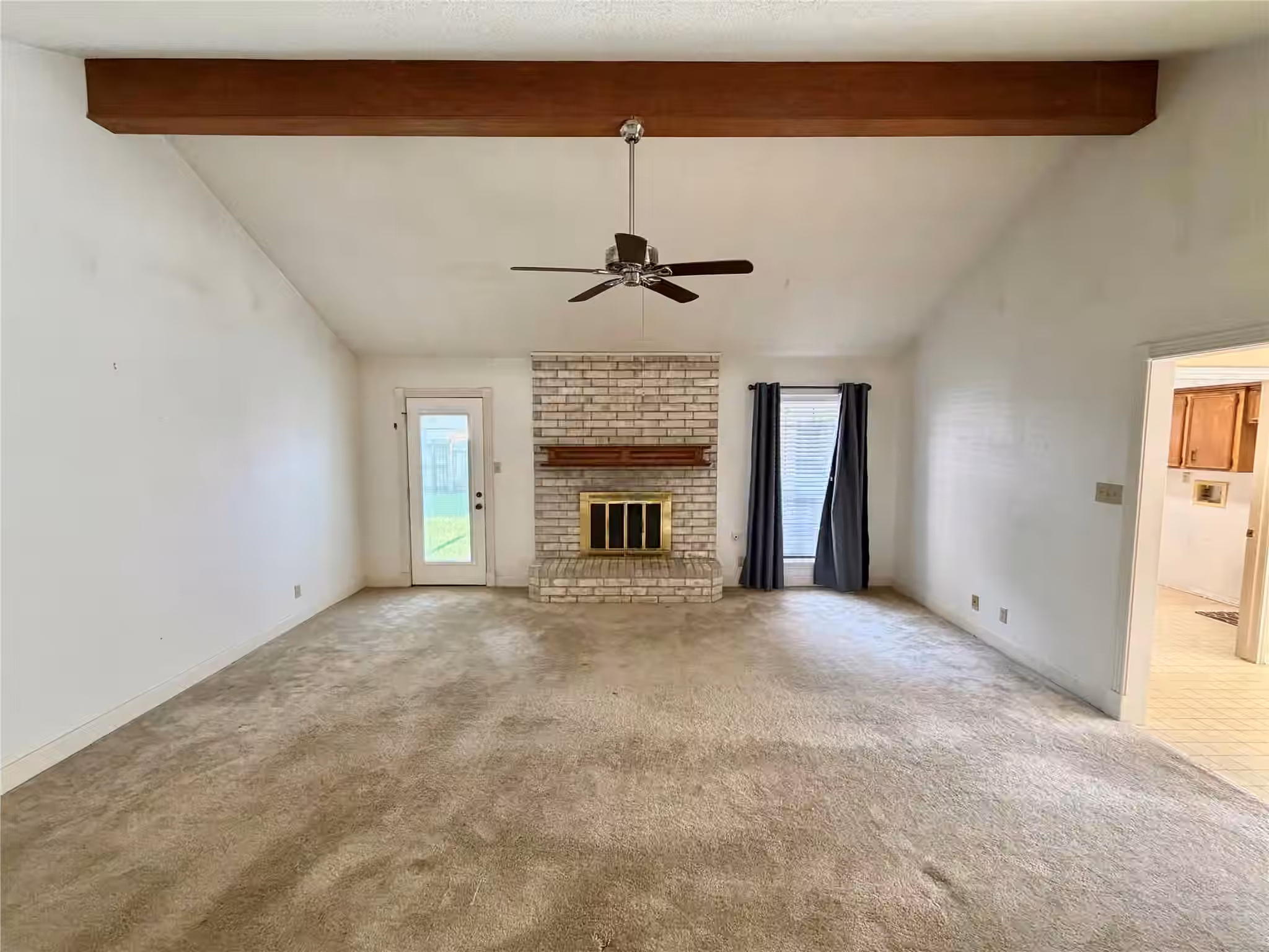 Photo 5 of 3 S Erik Drive, Angleton, TX