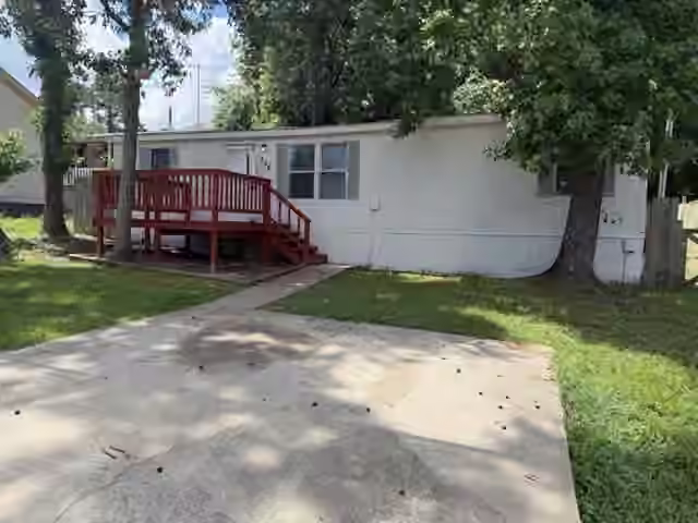 Photo of 238 Northlawn, Montgomery, TX 77316