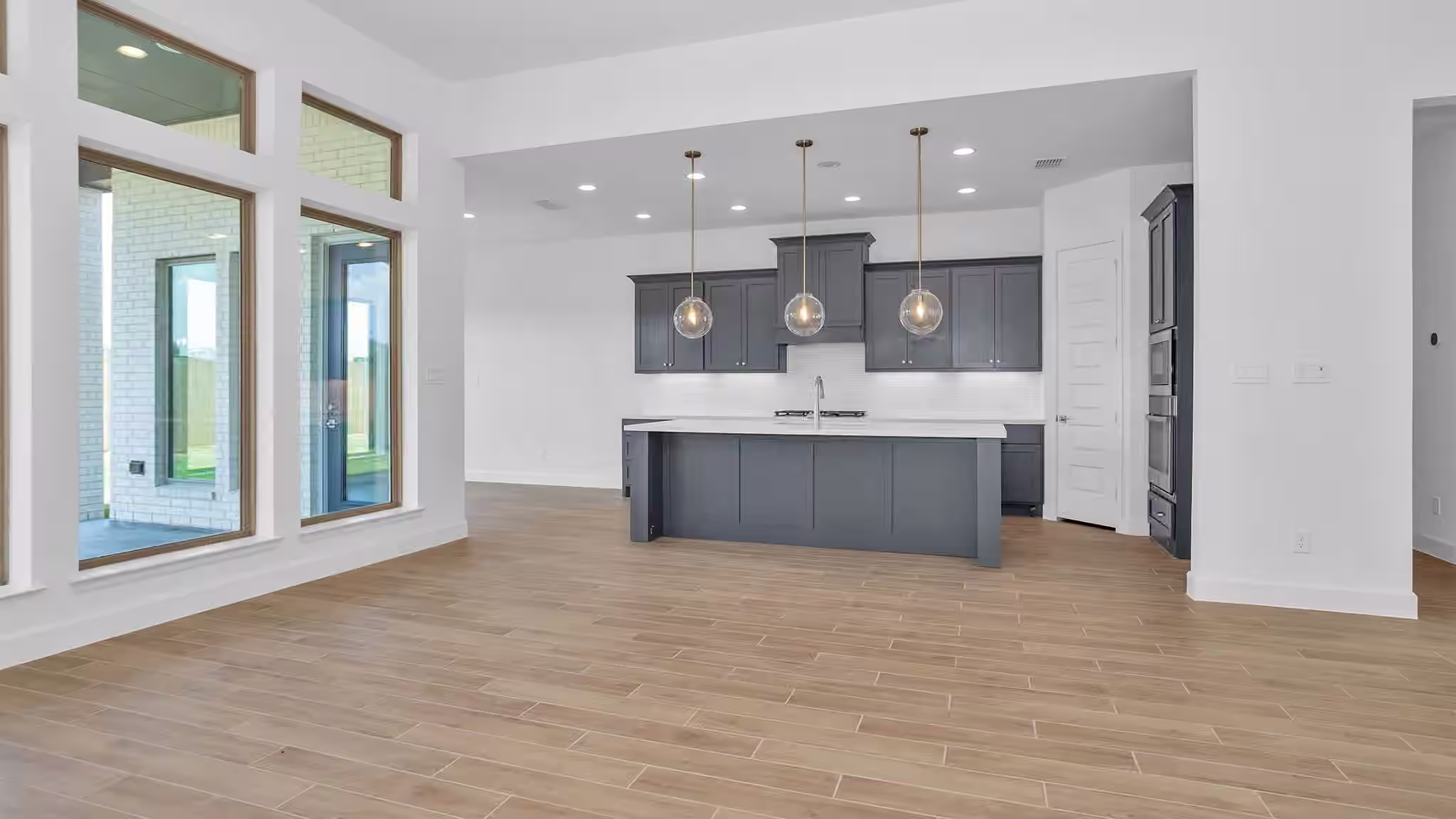 Photo 6 of 2711 Crown Ridge Drive, Missouri City, TX