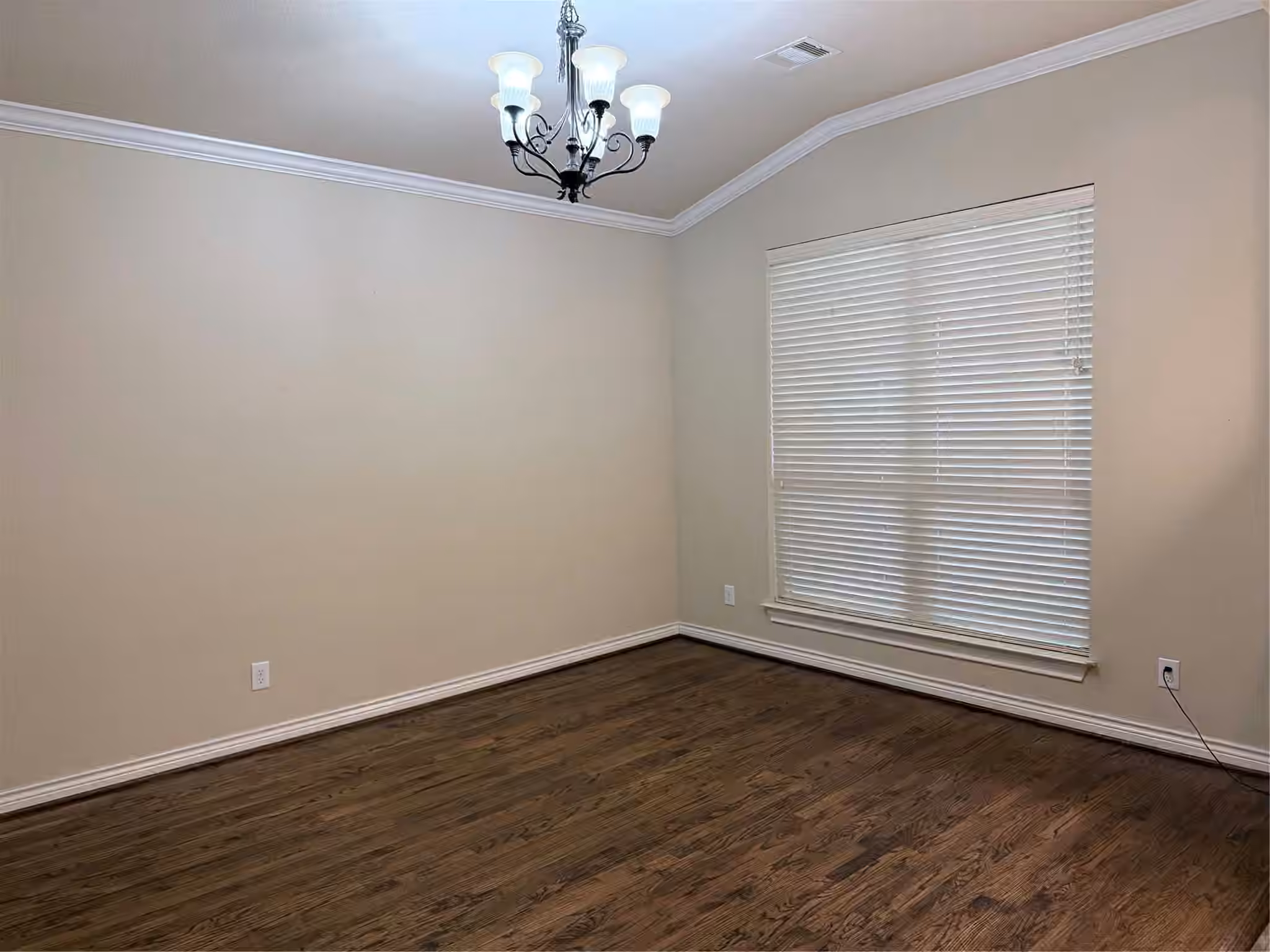 Photo 4 of 4603 Sanctuary Valley Lane, Spring, TX