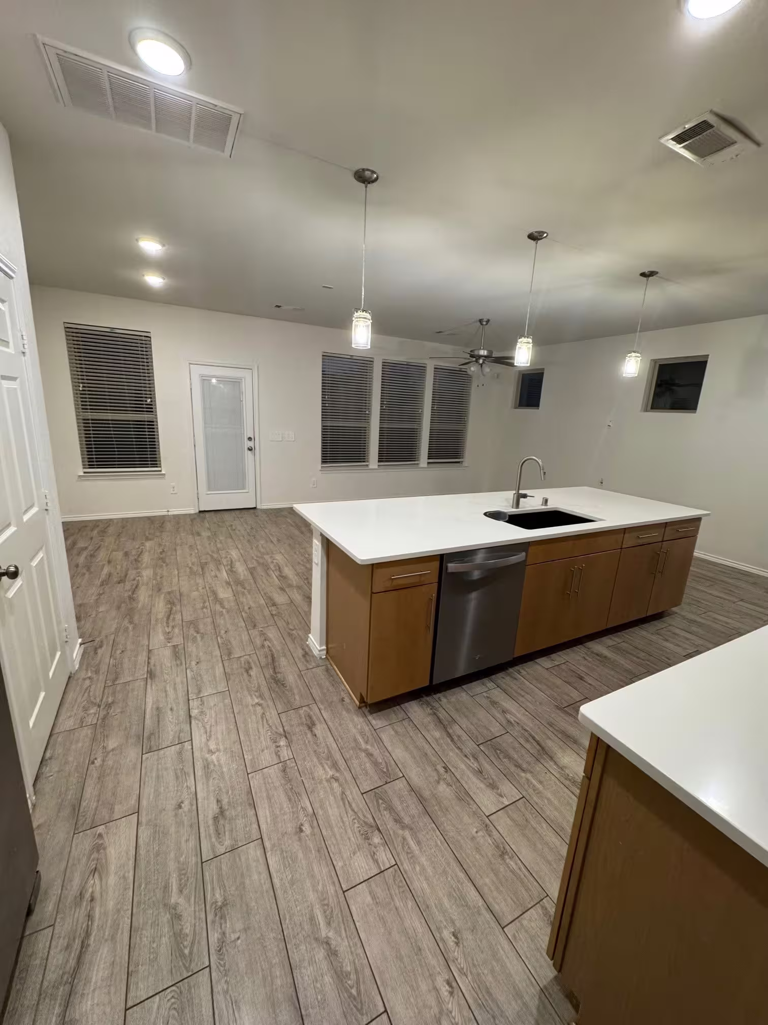 Photo 7 of 10412 Marston Vineyard Drive, Houston, TX