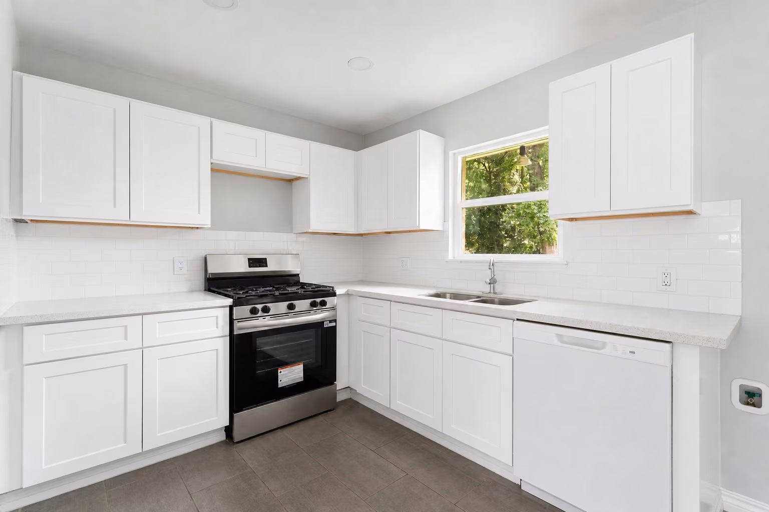 Photo 7 of 442 Glenburnie Drive, Houston, TX