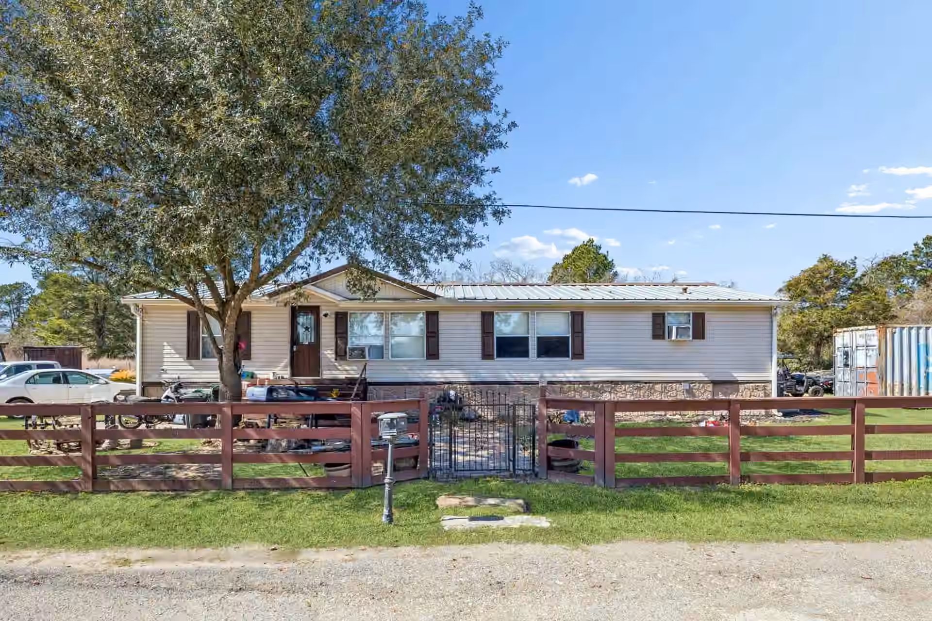 Photo 2 of 21611 Parker Road, Tomball, TX