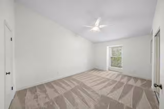 Photo 7 of 5711 Sugar Hill Drive 86, Houston, TX