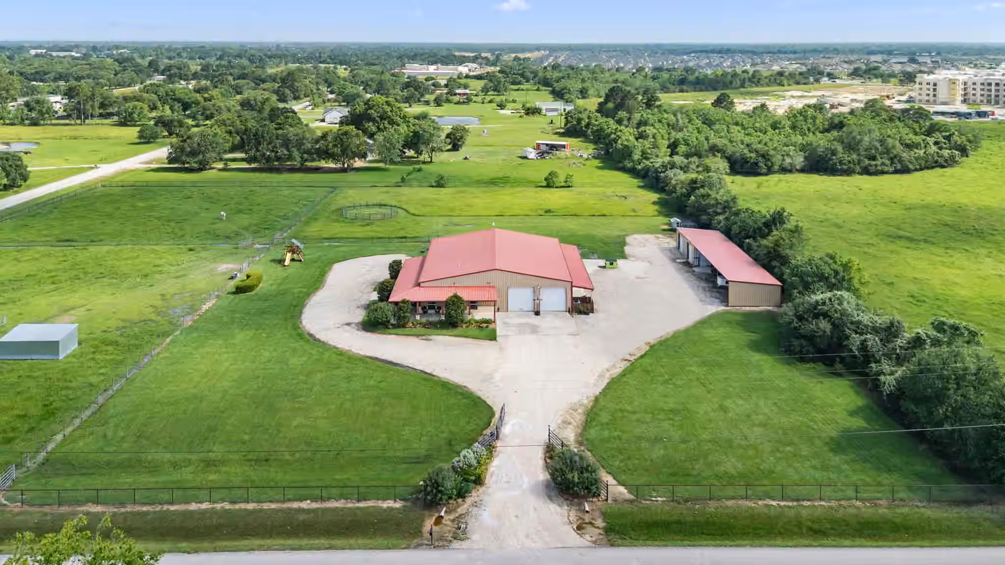Photo 4 of 31011 N Fulshear Drive, Fulshear, TX