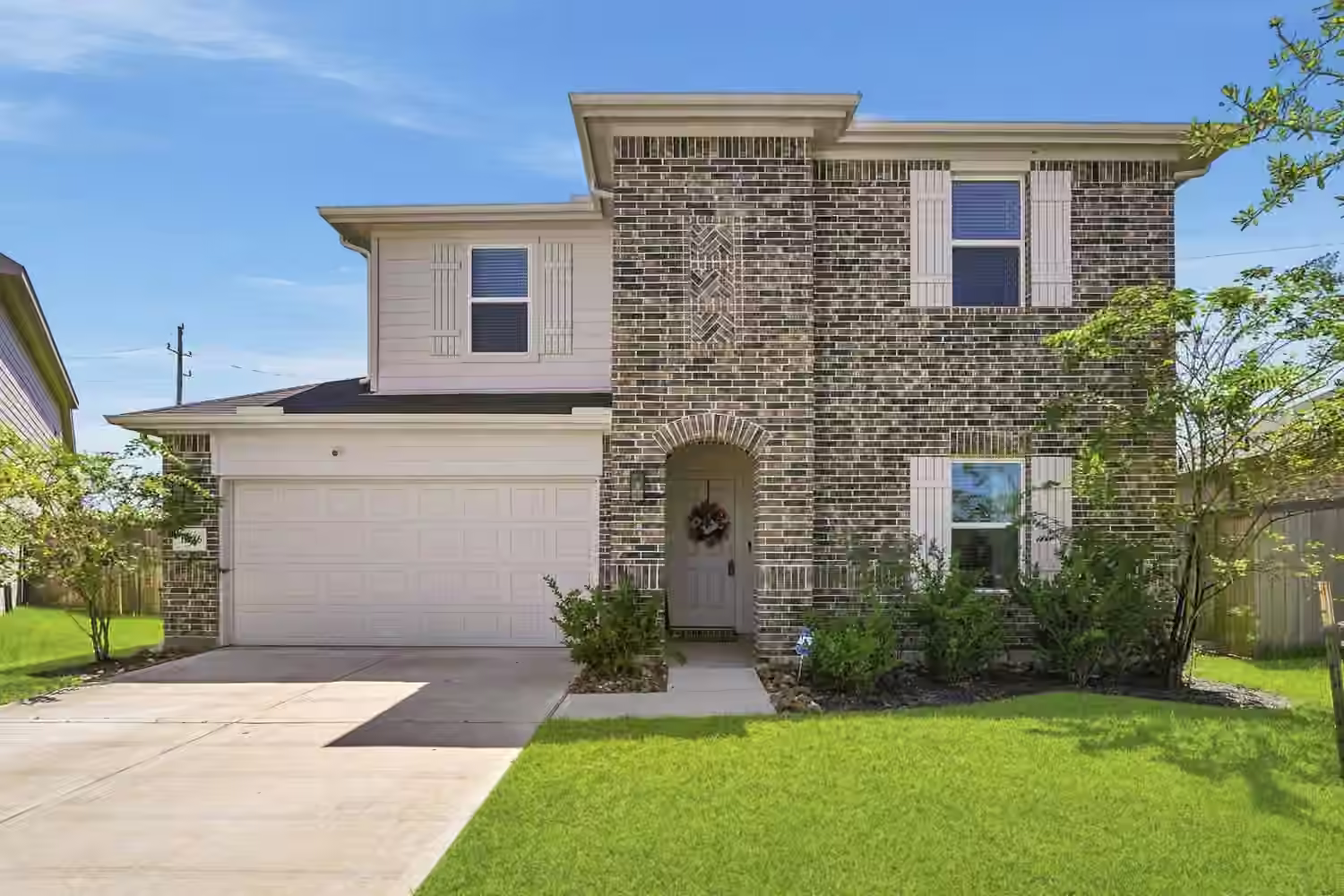 Photo of 17946 Sommerset Falls Ln, Crosby, TX 77532