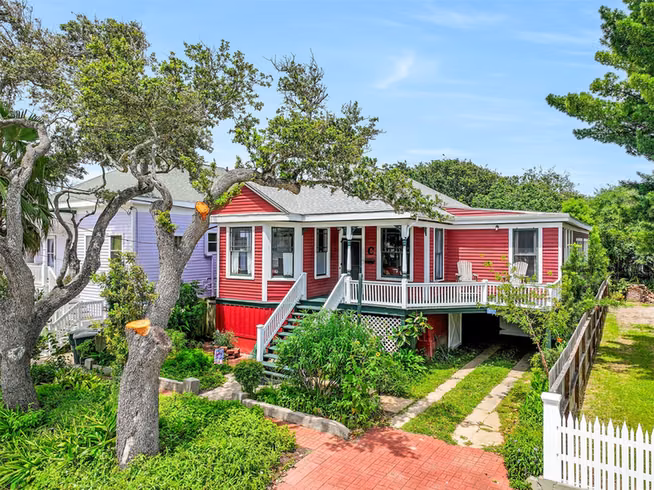 Photo of 1518 21st Street, Galveston, TX 77550