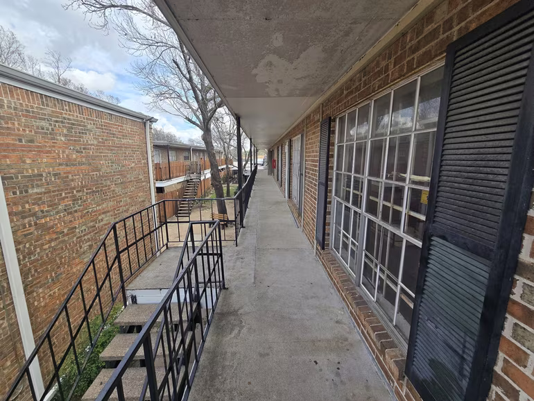 Photo 2 of 6305 Westward Street 2, Houston, TX