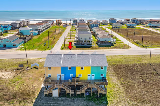 Photo 2 of 917 Blue Water Hwy, Surfside Beach, TX