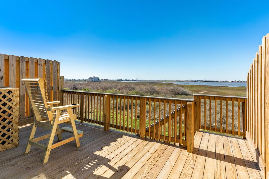 Photo 7 of 917 Blue Water Hwy, Surfside Beach, TX