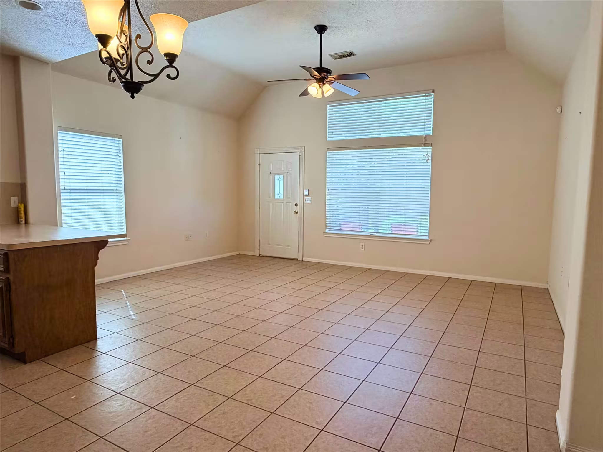 Photo 7 of 312 Hunt Road 312, Baytown, TX
