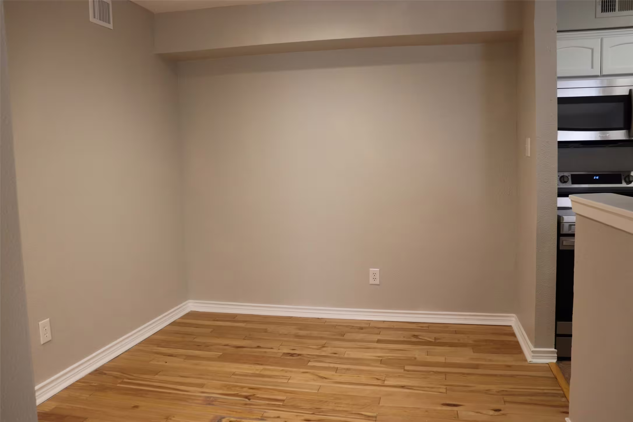 Photo 6 of 1818 Augusta Drive 8, Houston, TX