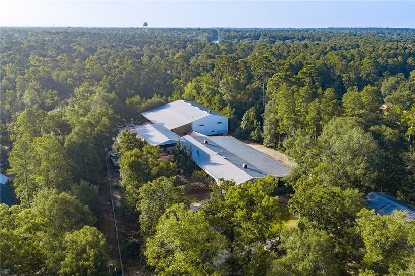 Photo 2 of 9800 Ramzi Drive, Conroe, TX