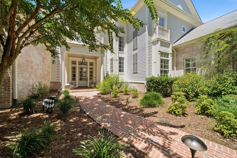 Photo 2 of 859 Eagle Pointe, Montgomery, TX
