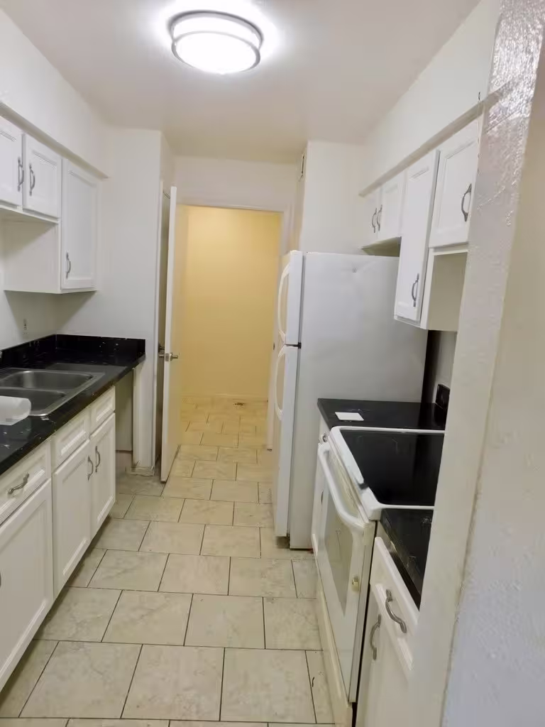 Photo of 9797 Leawood Boulevard 402, Houston, TX 77099