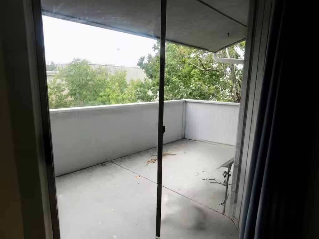 Photo 4 of 9797 Leawood Boulevard 402, Houston, TX