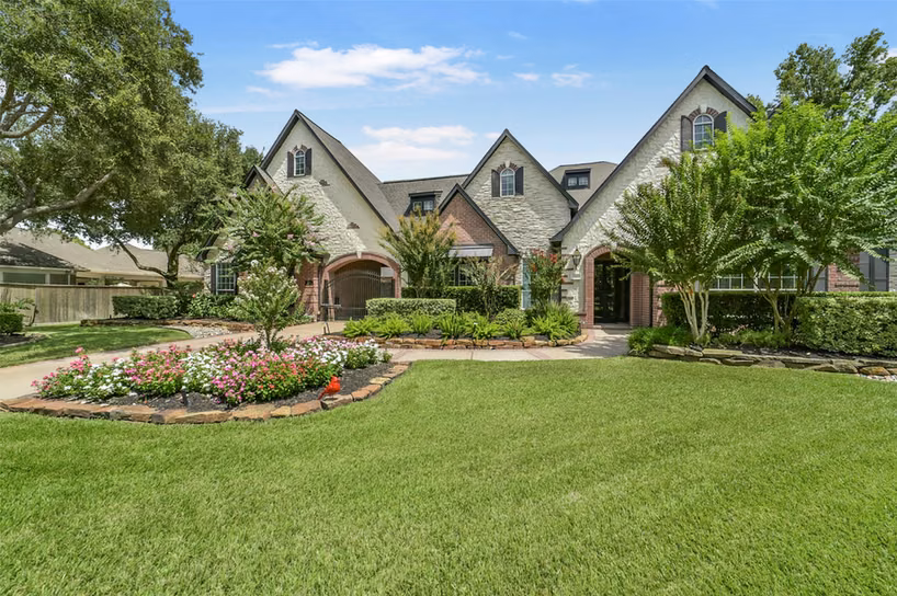 Photo of 12410 Broken Pine Lane, Cypress, TX 77433