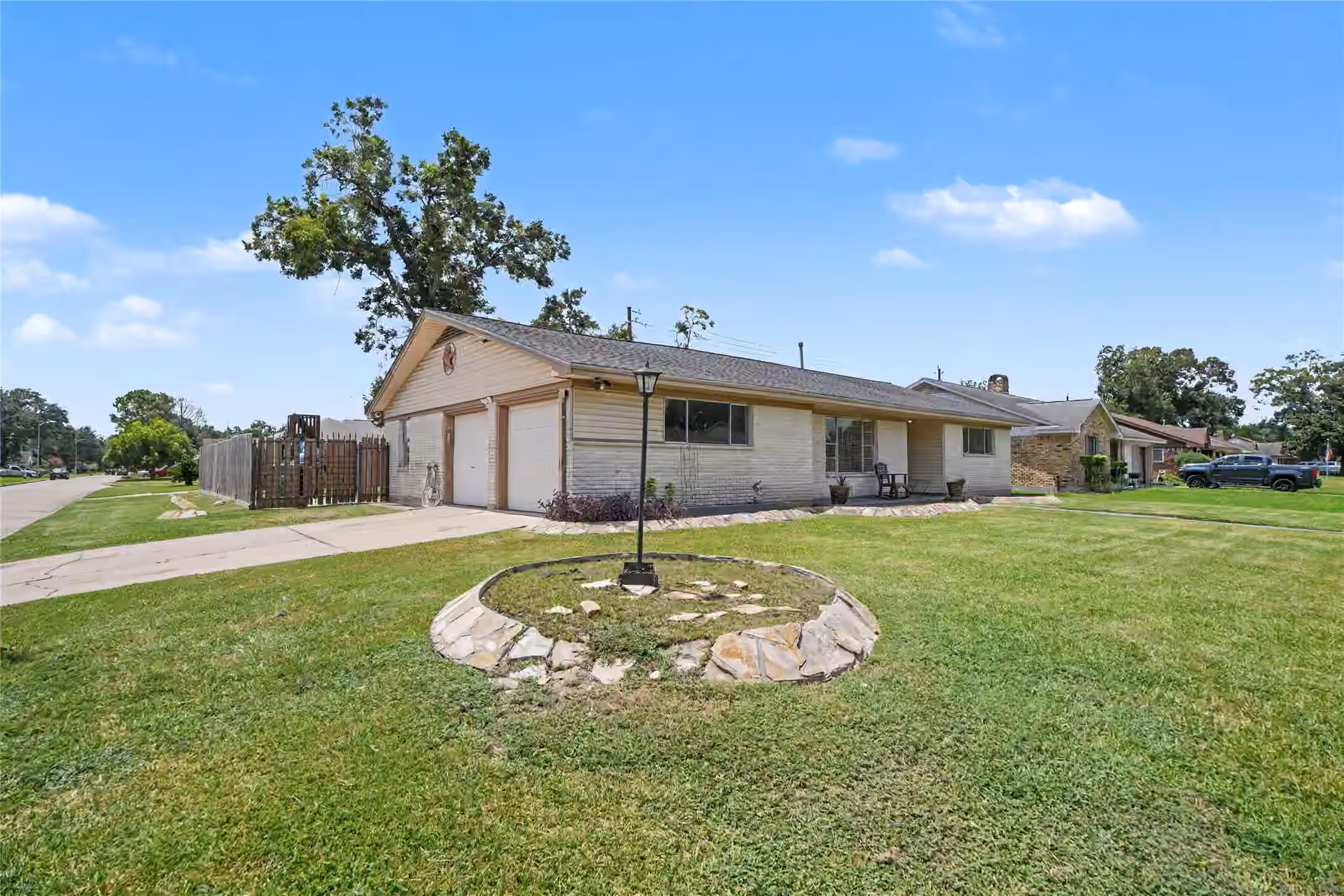 Photo 2 of 8330 Springtime Lane, Houston, TX