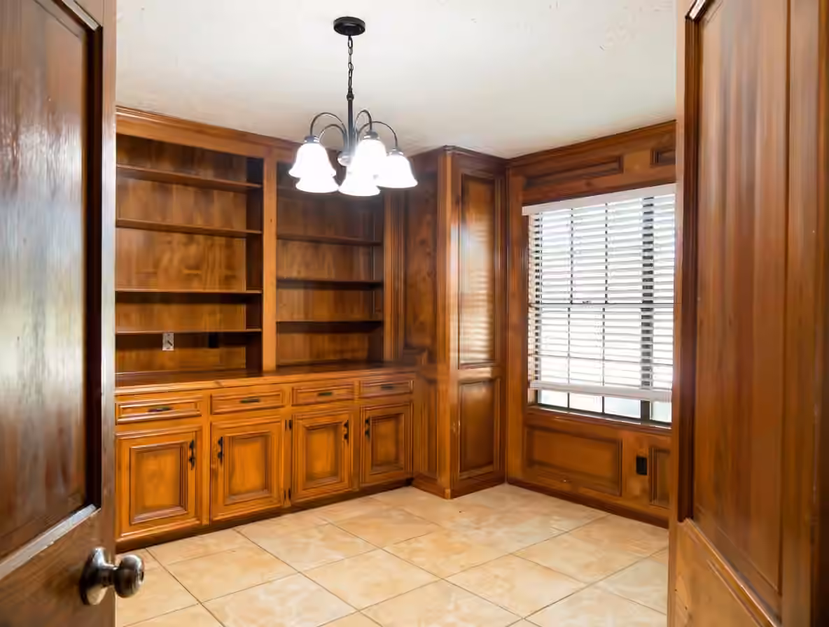 Photo 5 of 2118 Waterfall Drive, Missouri City, TX