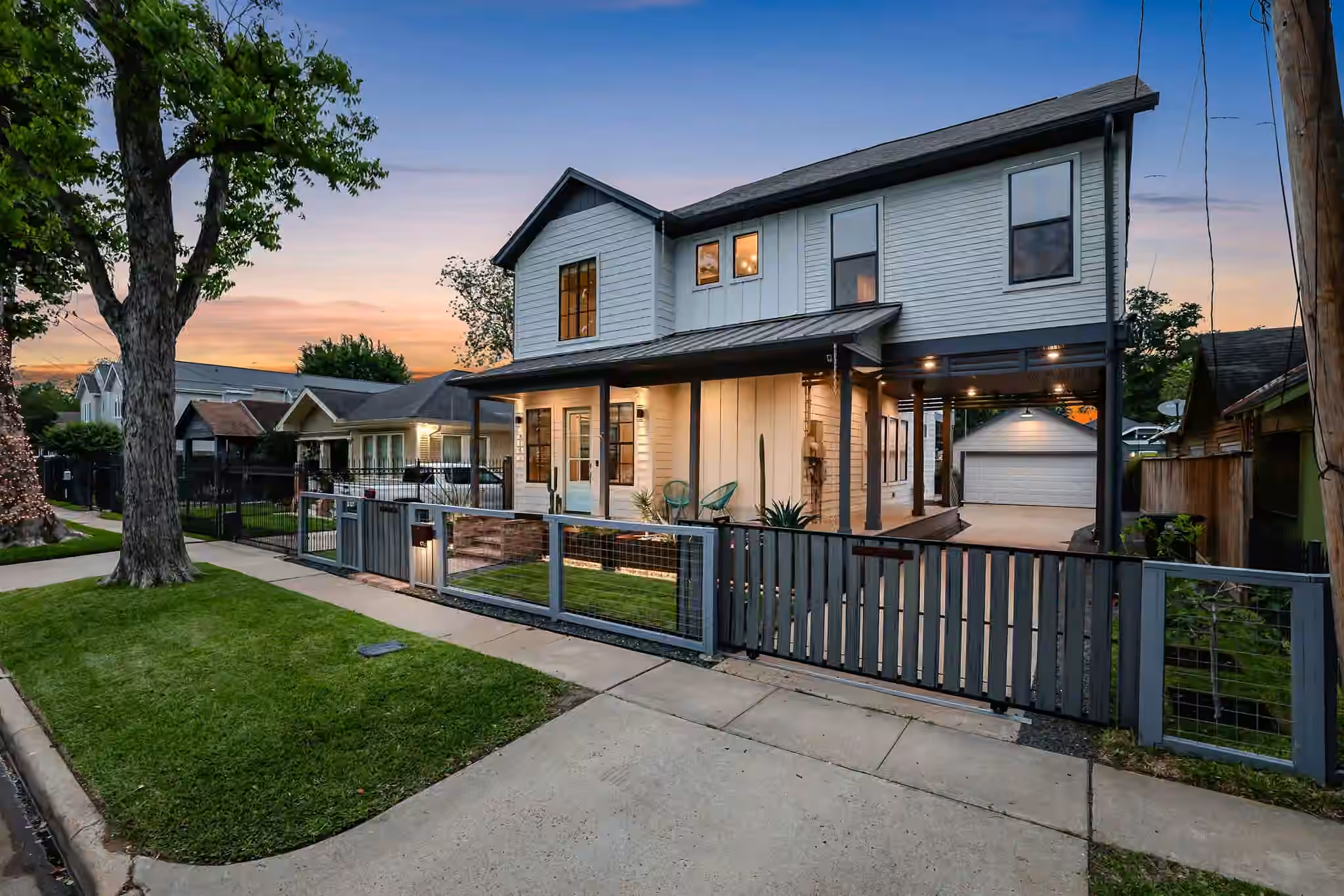 Photo of 914 Robbie Street, Houston, TX 77009