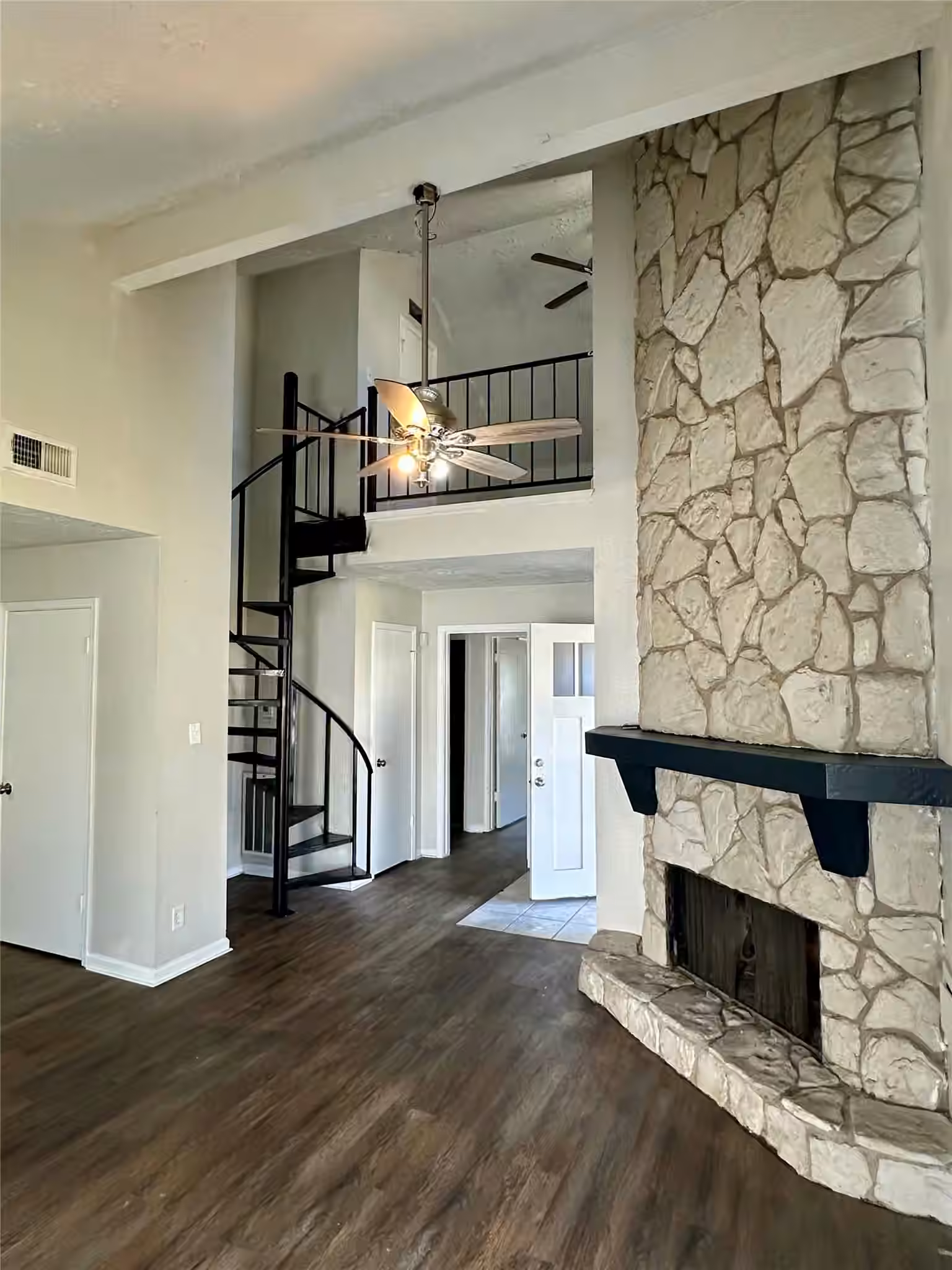 Photo 2 of 12202 Wild Pine Drive A, Houston, TX