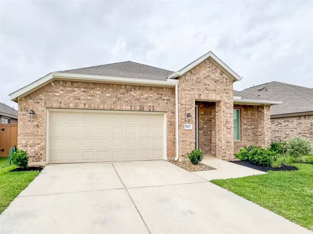 Photo 2 of 5107 Winslow Grove Drive, Katy, TX